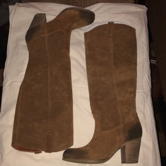 Ralph Lauren Shoes - Ralph Lauren Distressed suede Boots